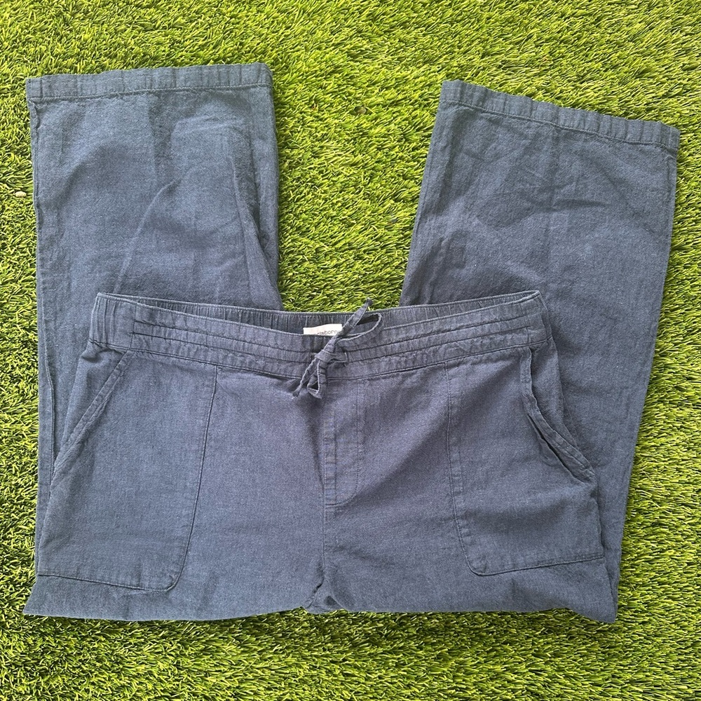 Liz Claiborne Gray Capris